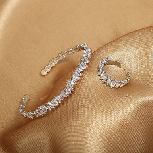 Luxurious Cubic Zirconia Bracelet and Ring Set for Women