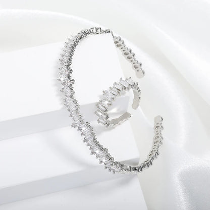 Luxurious Cubic Zirconia Bracelet and Ring Set for Women